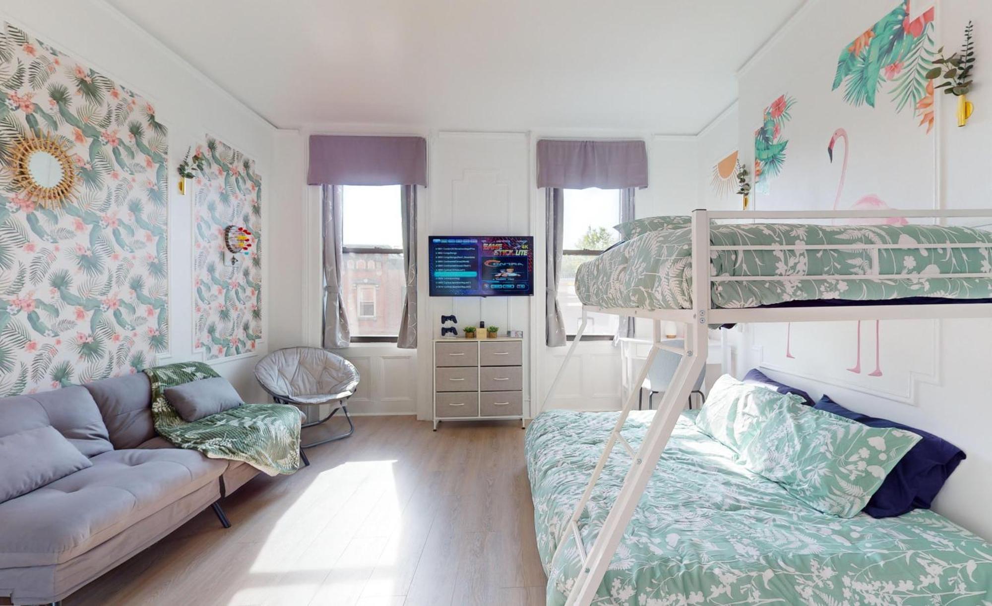 Garden Street Retreat Close To Nyc Sleeps 6